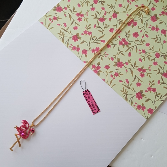 Betsey Johnson Style Necklace Flamingo Crystal Pendant Chain - Picture 6 of 11